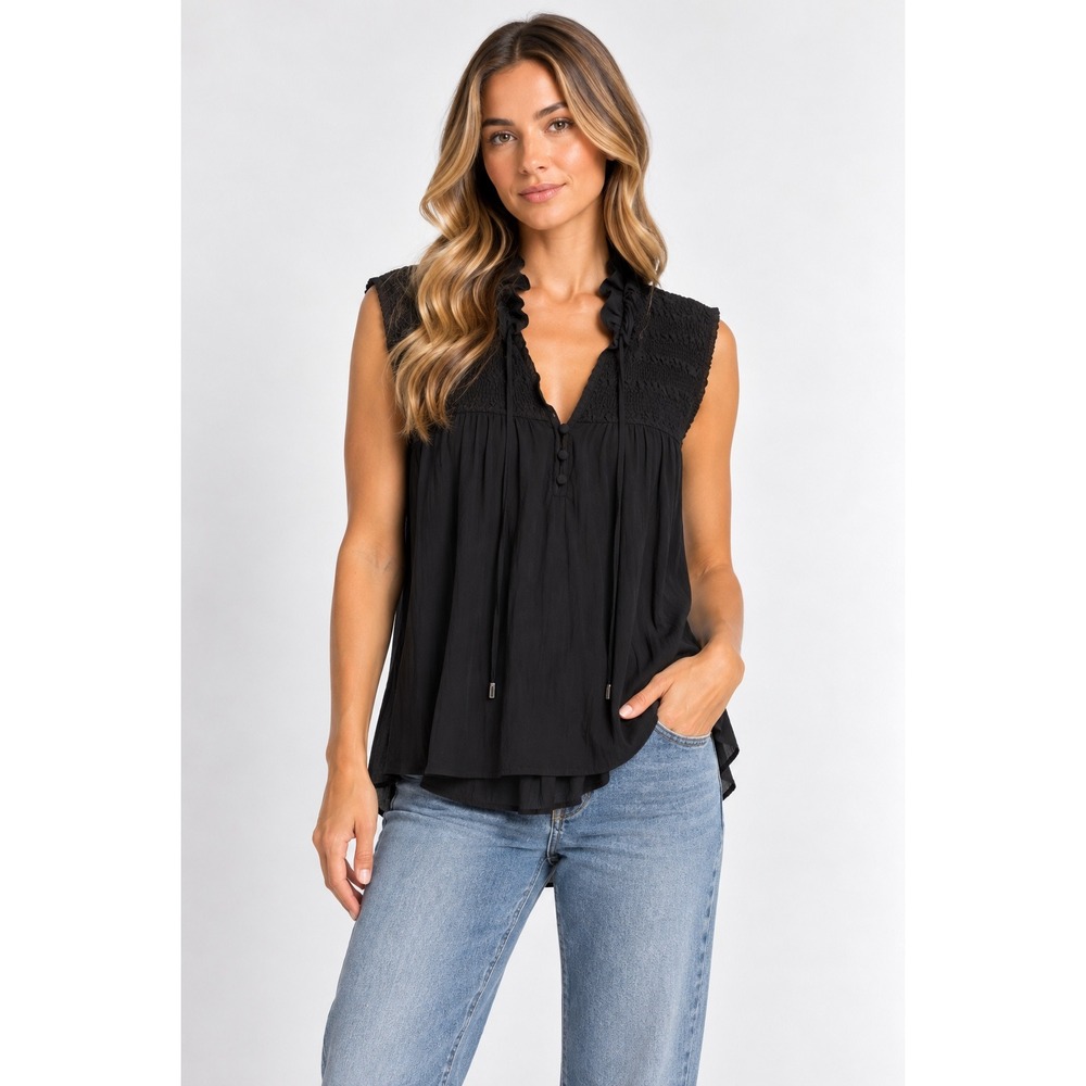 Free People Blouse Women Small Black Excellent Smocked Ruffle Neck Sleeveless